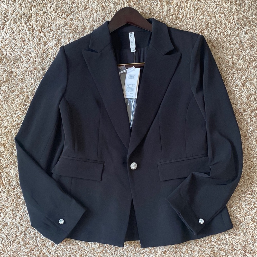 Mural Black Blazer. BRAND NEW